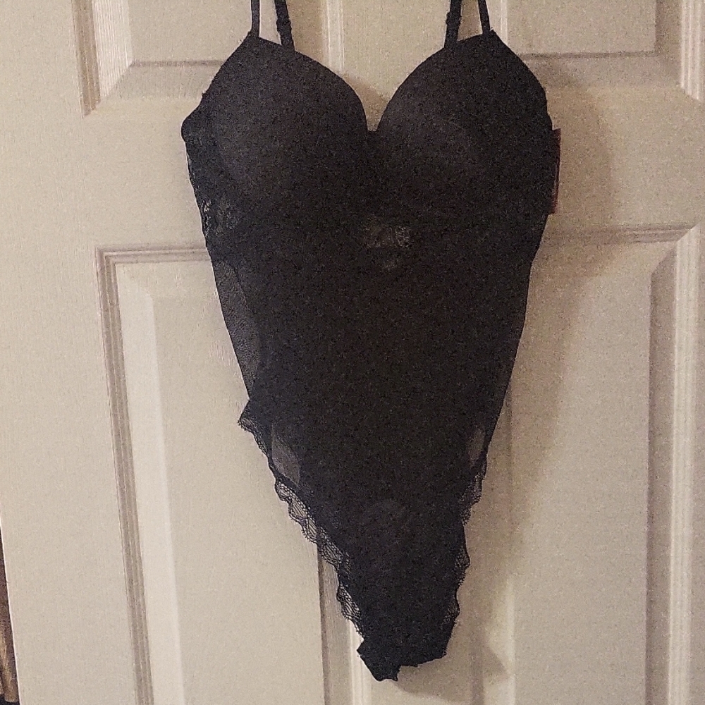 Cosmopolitan Black Lace Bra Bodysuit With Push Up